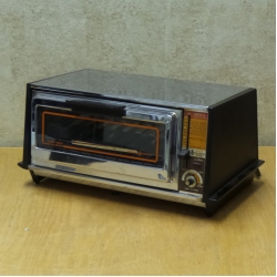 Vintage General Electric Toast n Broil Toaster Oven